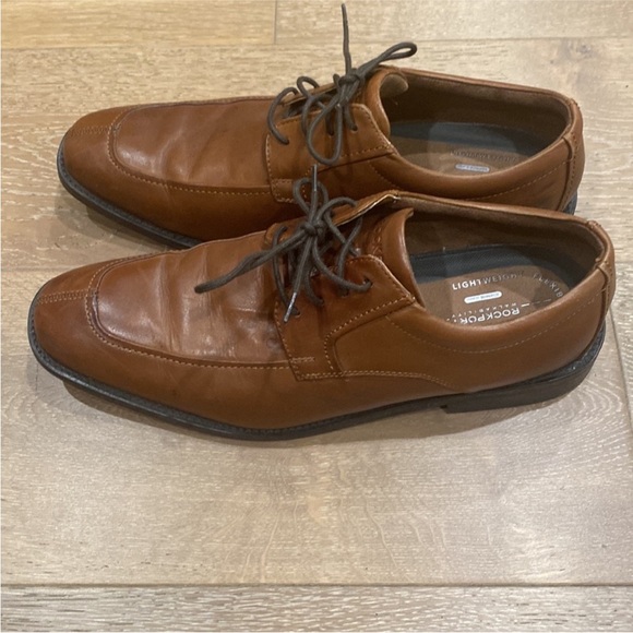 Rockport Men's Tan Leather Oxfords - Picture 2 of 7
